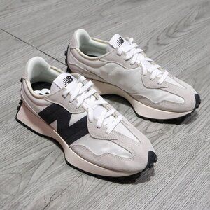 New Balance 327 Sneakers